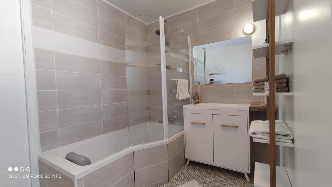 La pause au cub, maison cubique tout confort Hinges Extérieur photo