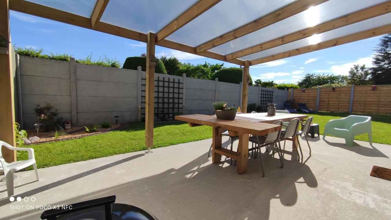 La pause au cub, maison cubique tout confort Hinges Extérieur photo